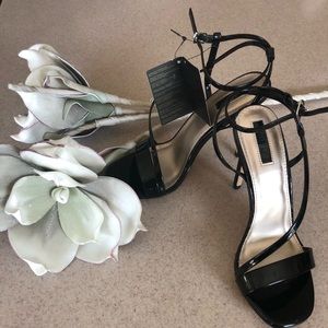 Black high heels from forever 21, brand new!